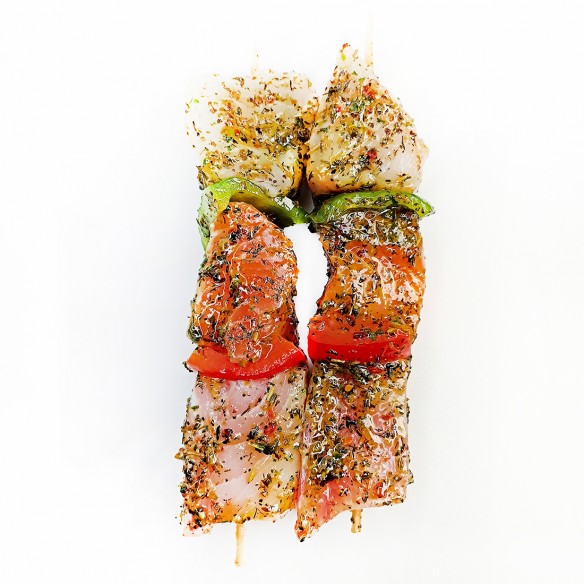 BROCHETTE de POISSONS MIXTE / SAUCE SAUGE