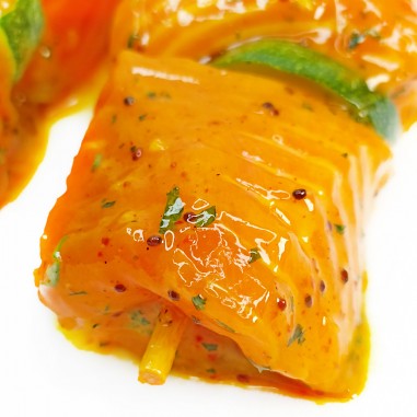 BROCHETTE de SAUMON / SAUCE MIEL et ORANGE
